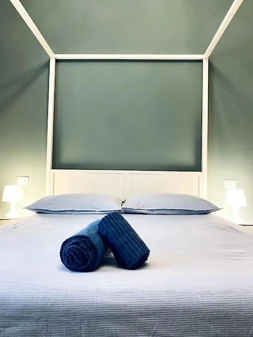 Elegant Liberty Apartment In The Heart Of Milan Italy